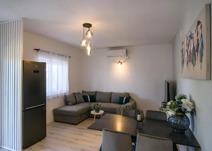 شقة Luxury Hajdi تروغير