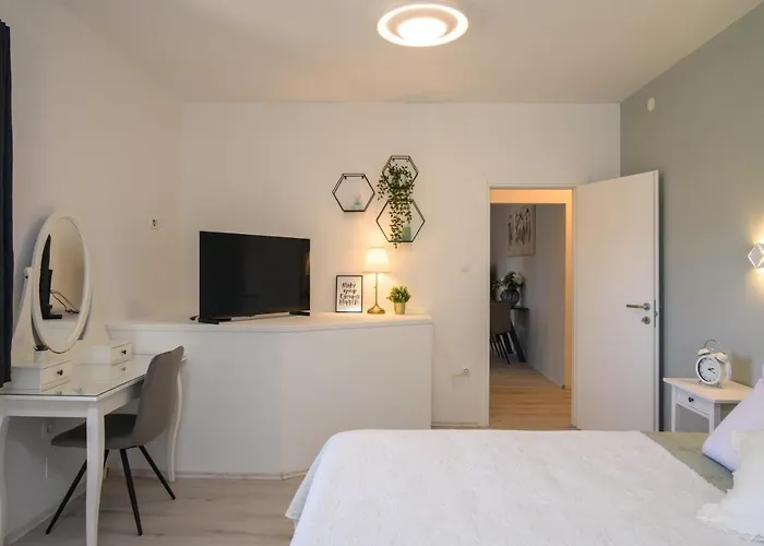 Luxury Hajdi