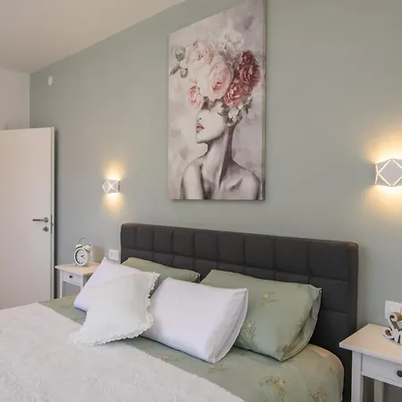 דירה Luxury Hajdi טרוגיר